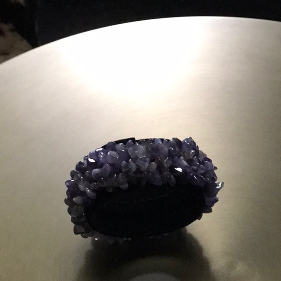 Amethyst Chips Carpet Stretch Bracelet 241.00ctw stretch bracelet 4 inch across - Picture 7 of 8